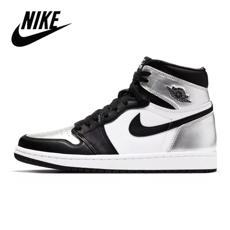 Retro High Nike Air Jordan 1